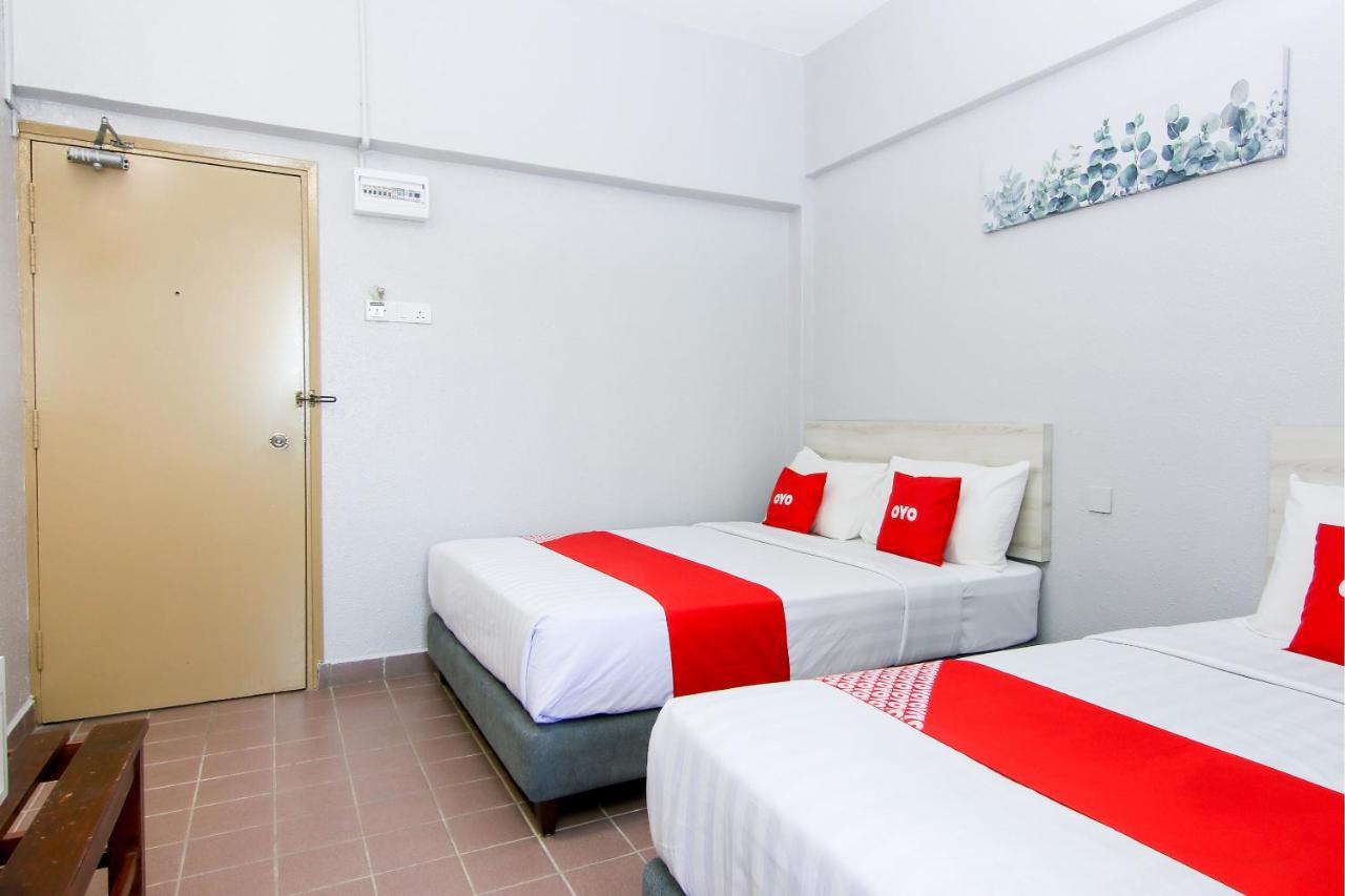 Oyo 89846 Lotus Inn Hotel Malacca Luaran gambar