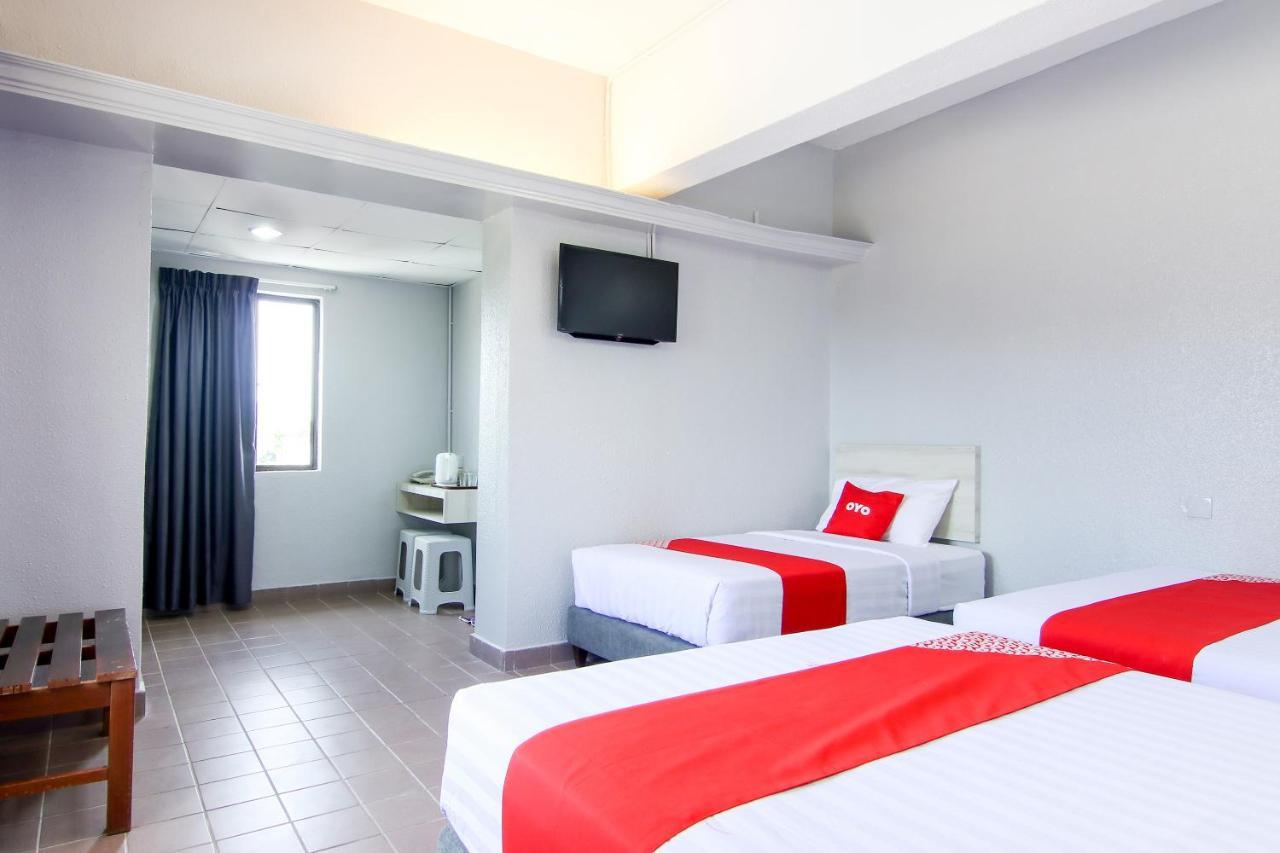 Oyo 89846 Lotus Inn Hotel Malacca Luaran gambar