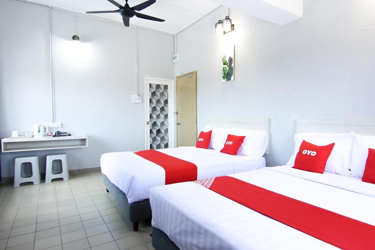 Oyo 89846 Lotus Inn Hotel Malacca Luaran gambar